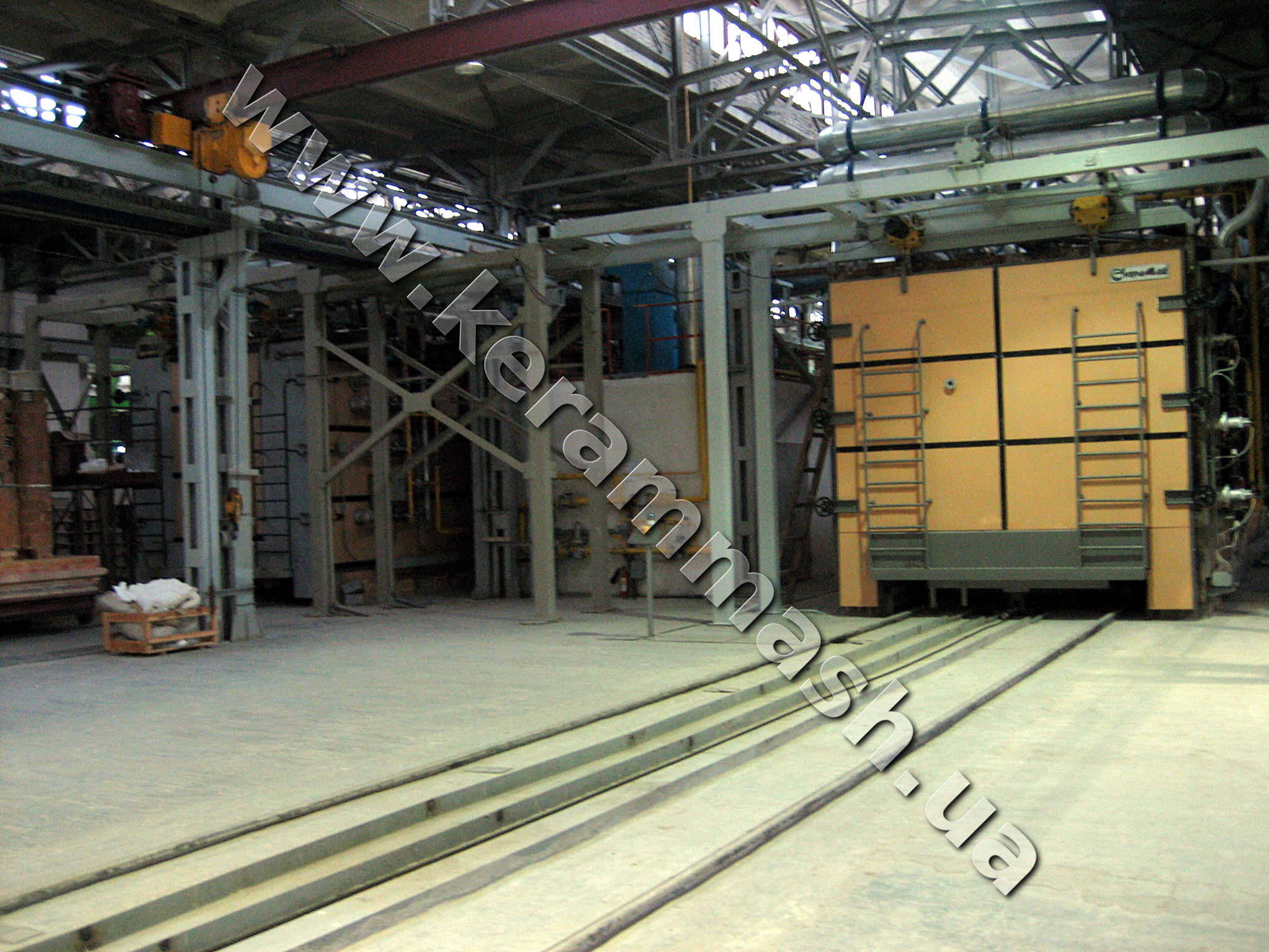 Промышленная камерная печь для обжига крупногабаритных изоляторов